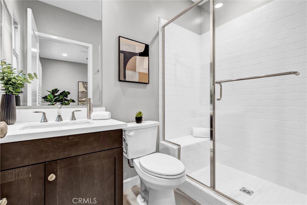 MLS #OC25257840 image #4