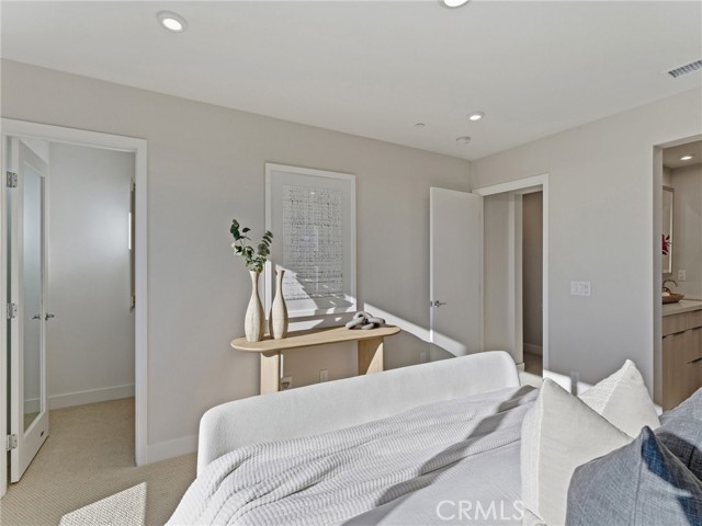 MLS #OC25257853 image #14