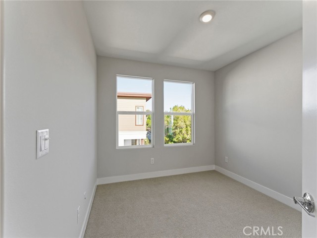 MLS #OC25257853 image #17