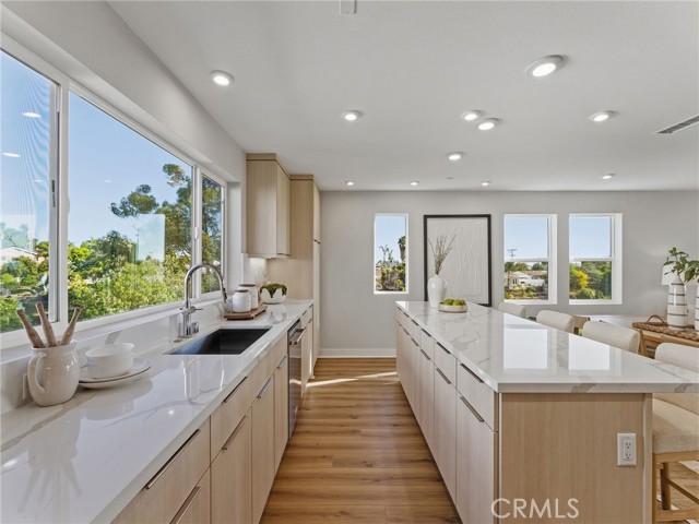 MLS #OC25257853 image #3