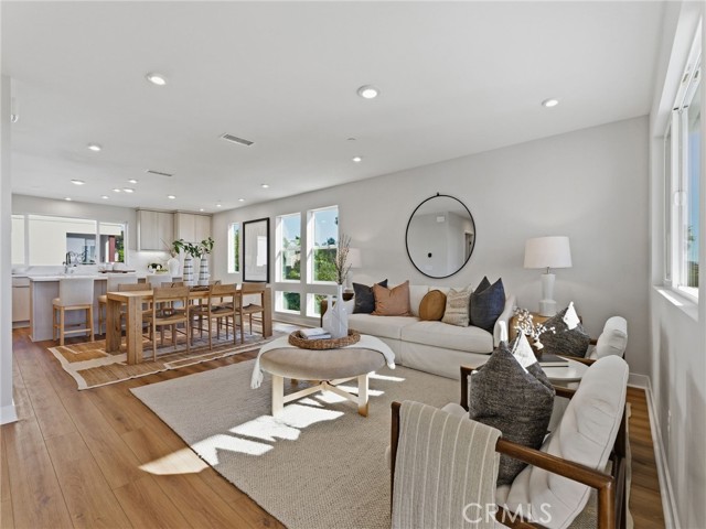 MLS #OC25257853 image #6