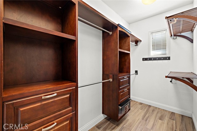 MLS #OC25257856 image #24