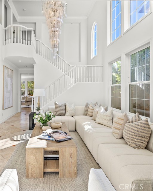 MLS #OC25257856 image #4