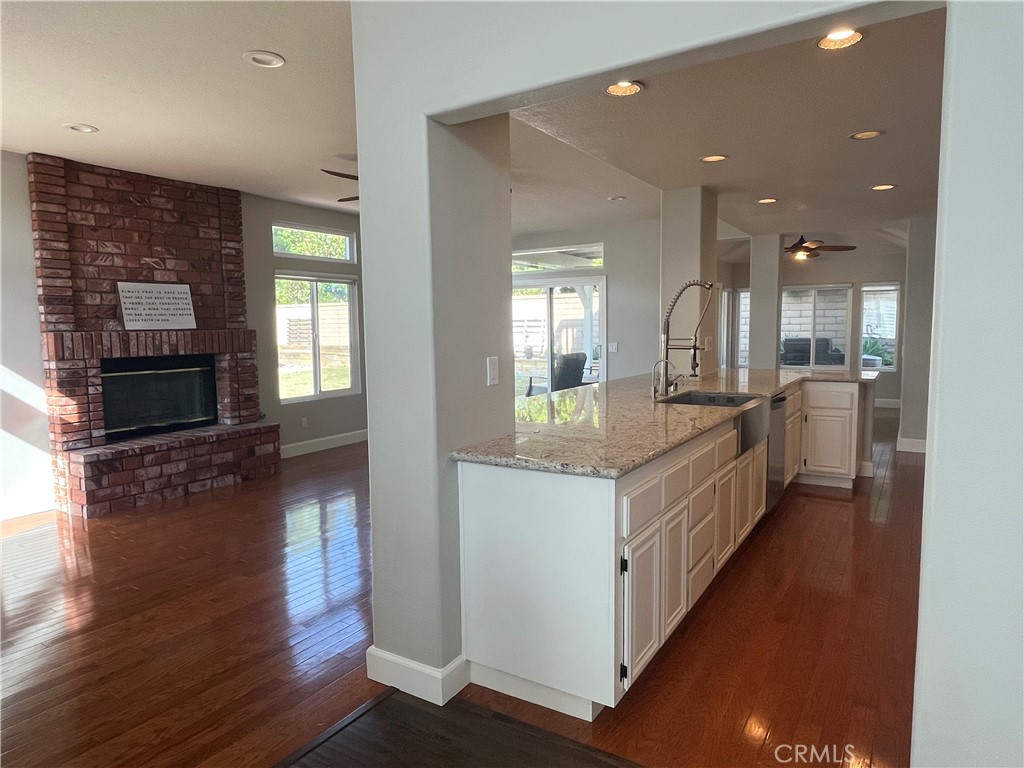 MLS #OC25257884 image #10