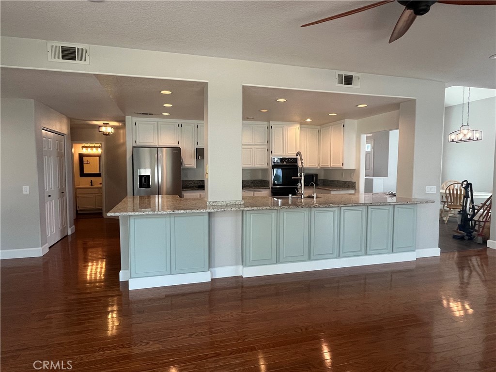 MLS #OC25257884 image #11