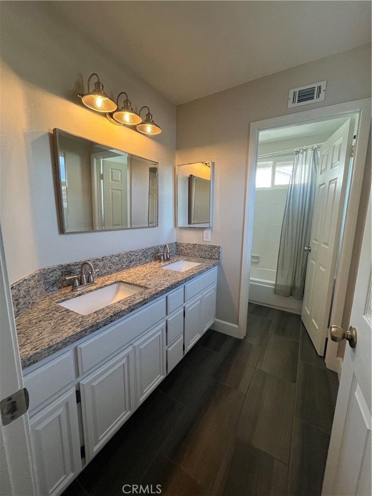 MLS #OC25257884 image #22