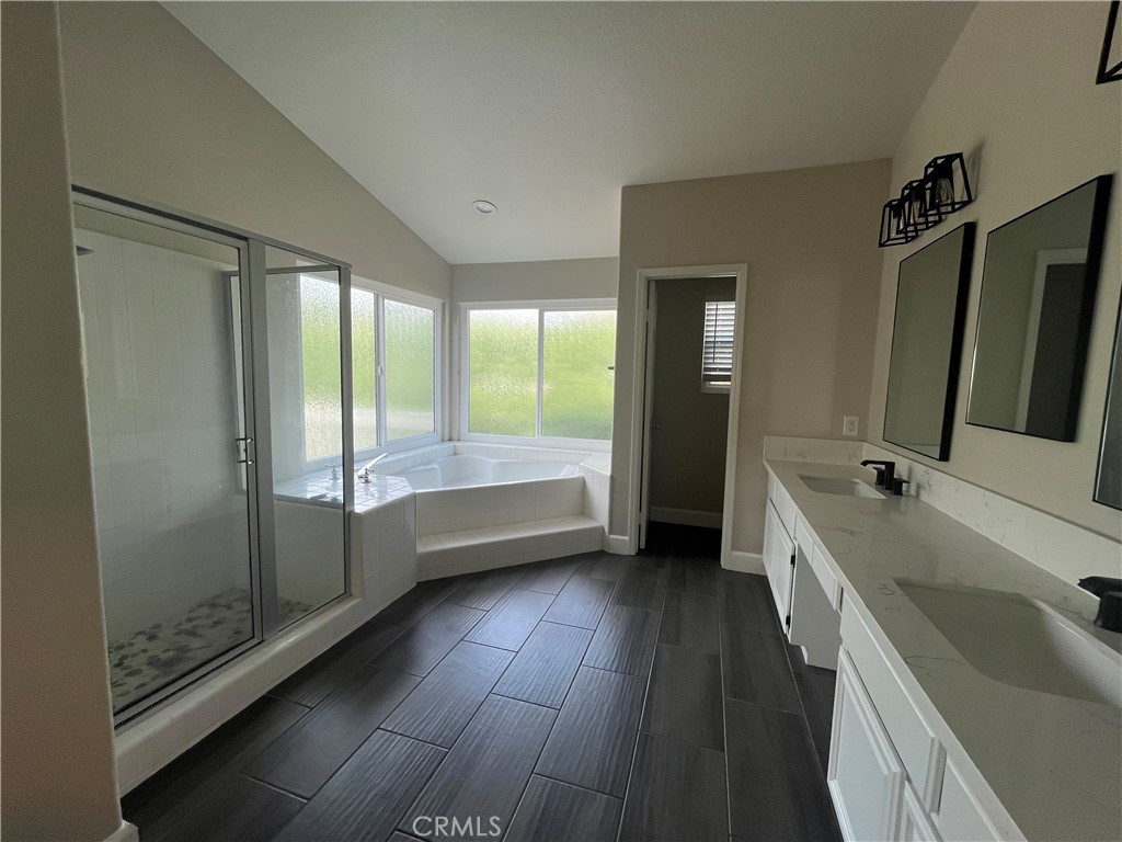 MLS #OC25257884 image #34