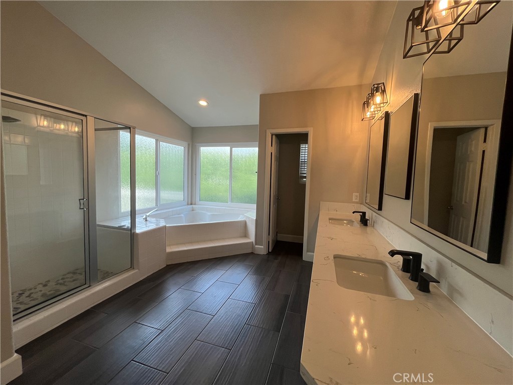 MLS #OC25257884 image #35