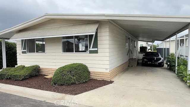 MLS #OC25257886 image #1