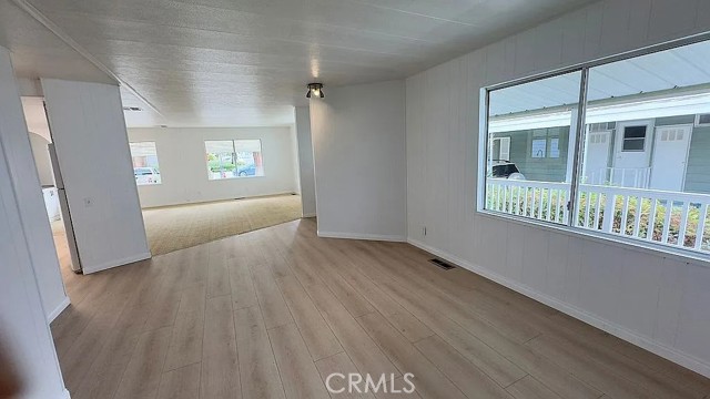 MLS #OC25257886 image #6