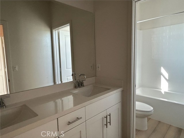 MLS #OC25218233 image #19