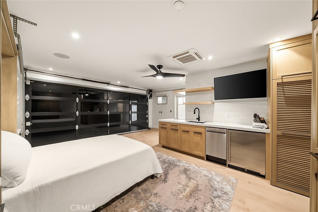 MLS #OC25257927 image #6