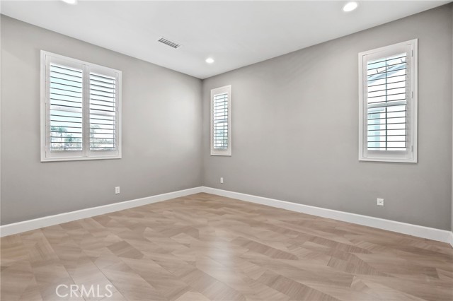 MLS #OC25257950 image #18