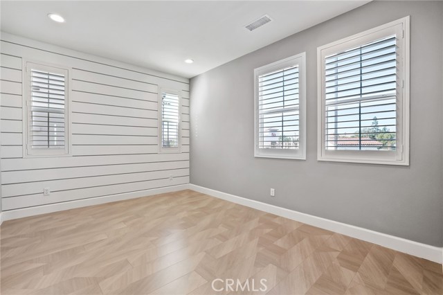 MLS #OC25257950 image #20