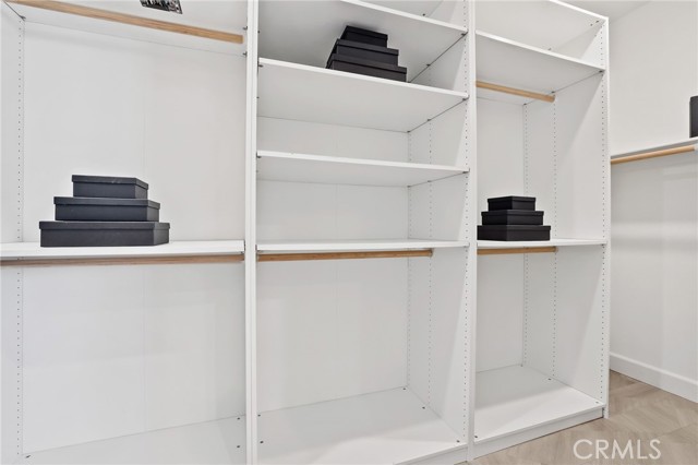 MLS #OC25257950 image #30