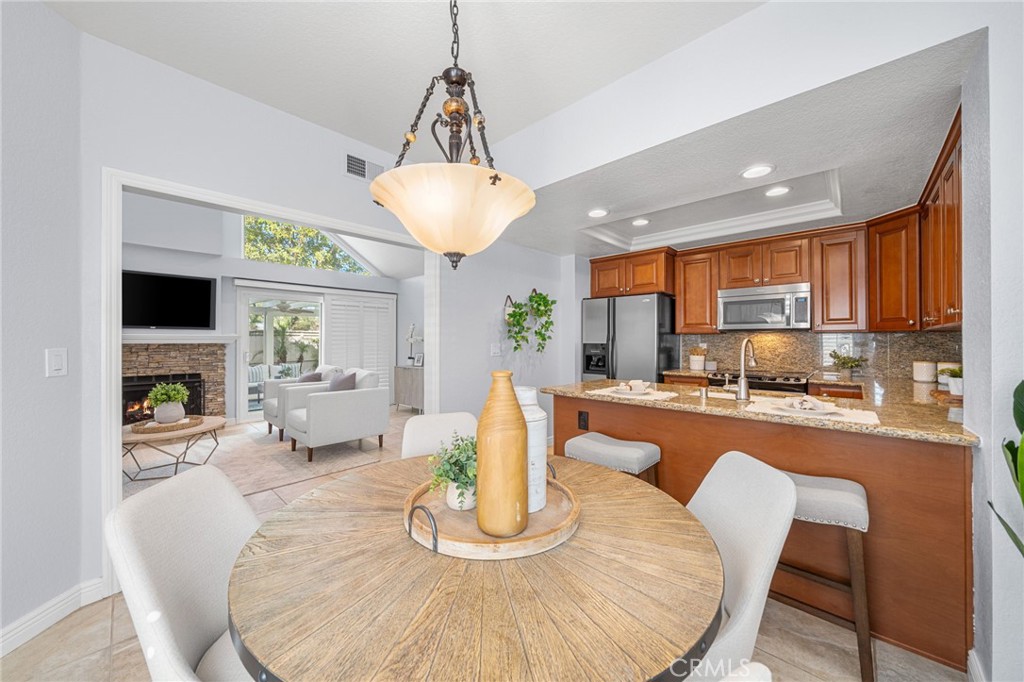 MLS #OC25257951 image #10