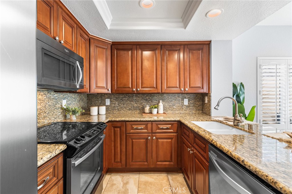 MLS #OC25257951 image #14