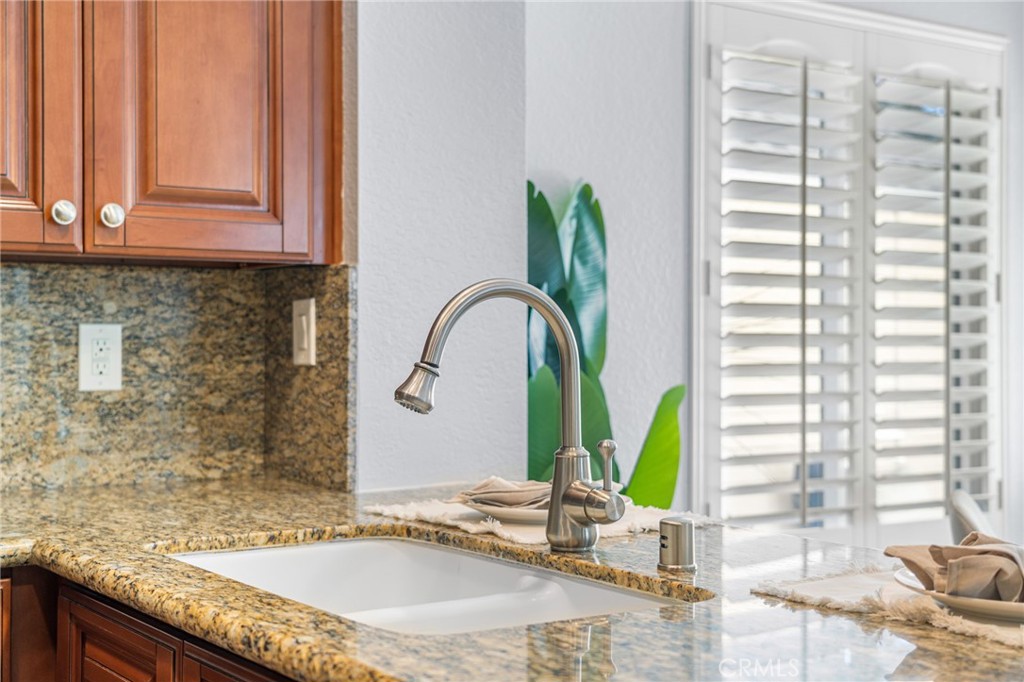 MLS #OC25257951 image #16