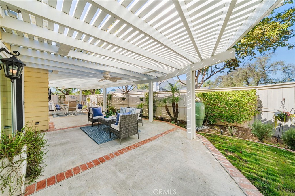 MLS #OC25257951 image #35