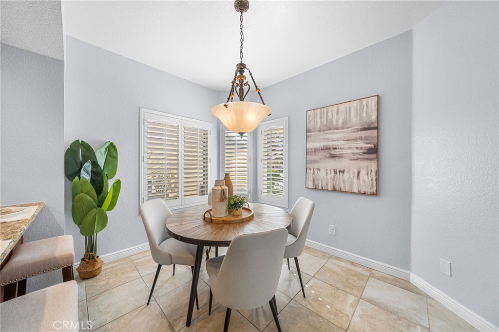 MLS #OC25257951 image #8