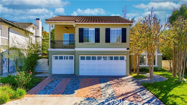 MLS #OC25257954 image #0