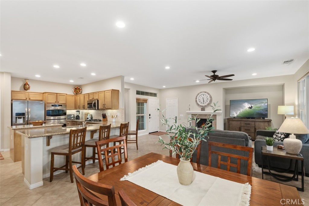 MLS #OC25258000 image #8