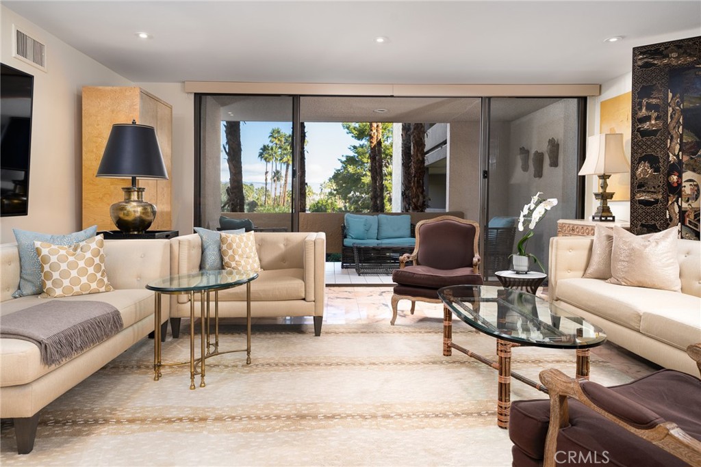 MLS #OC25258127 image #3