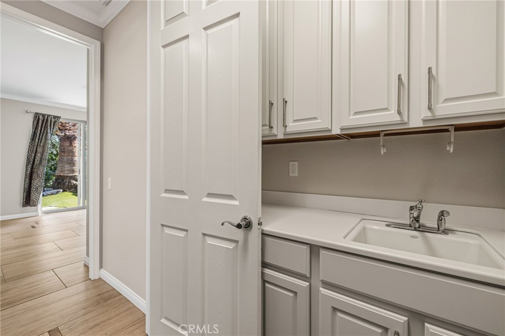 MLS #OC25258134 image #30