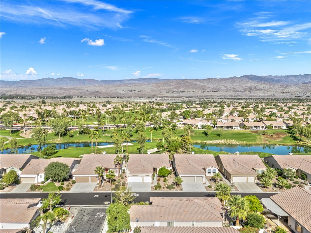 MLS #OC25258134 image #41