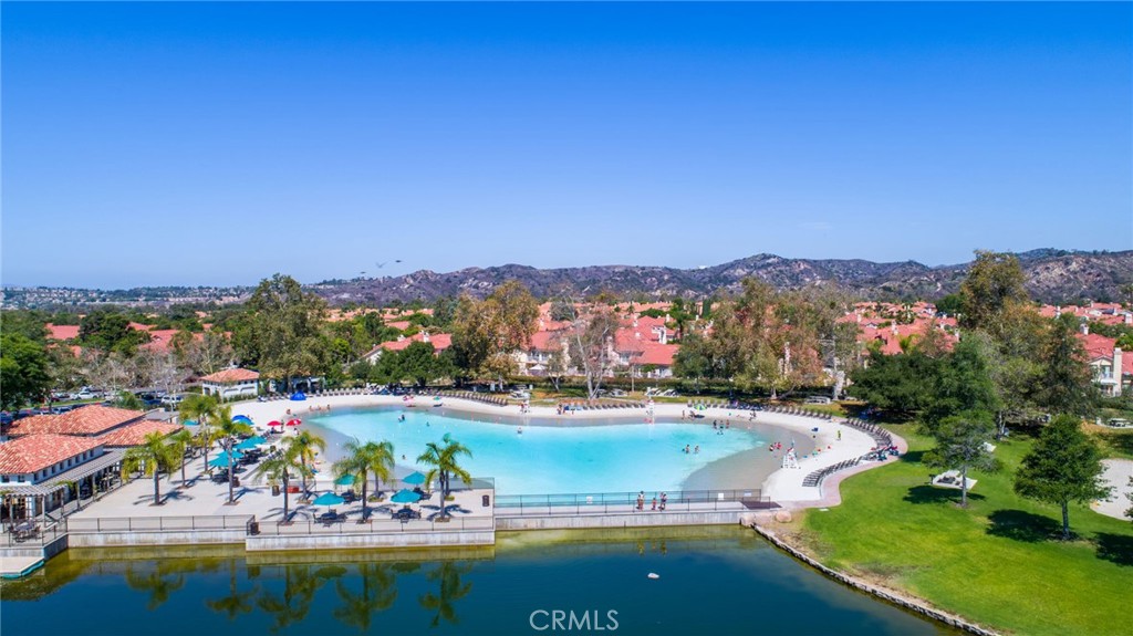 MLS #OC25258182 image #35