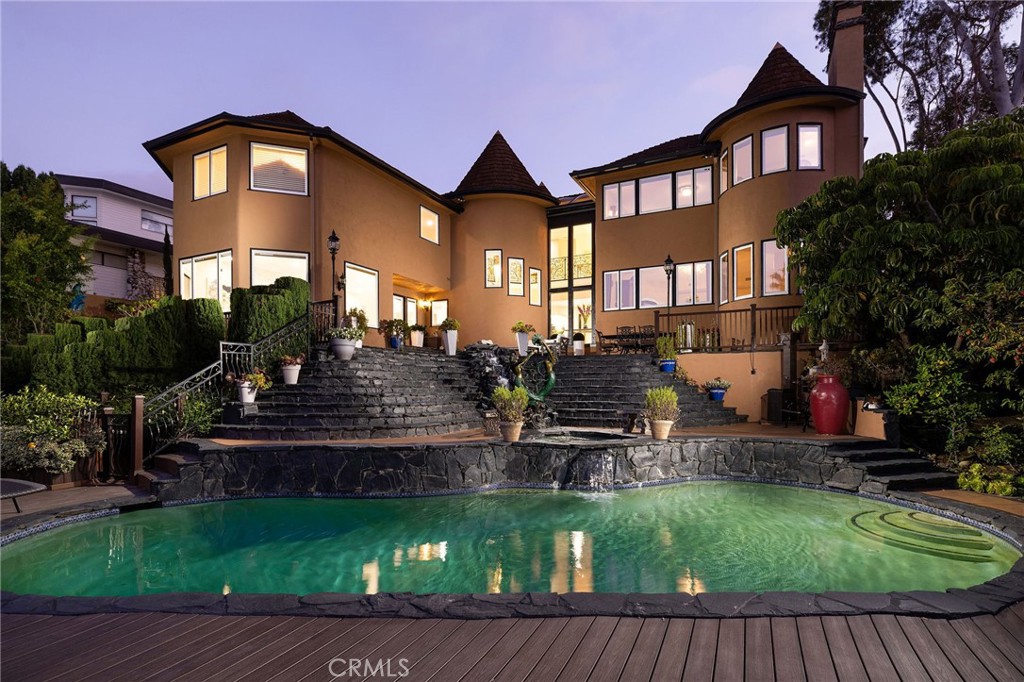 MLS #OC25258193 image #1