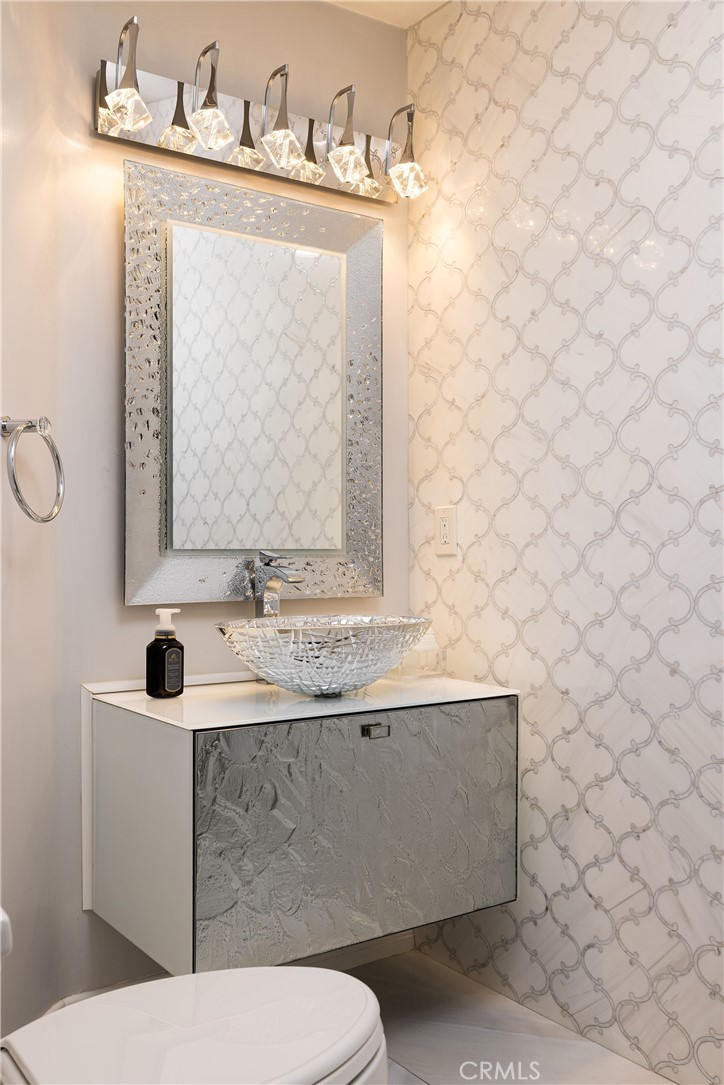 MLS #OC25258193 image #11