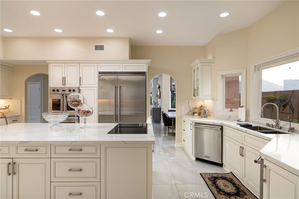 MLS #OC25258193 image #7