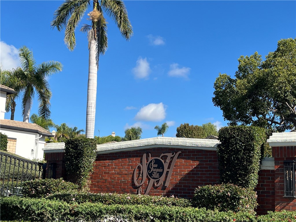 MLS #OC25258202 image #24