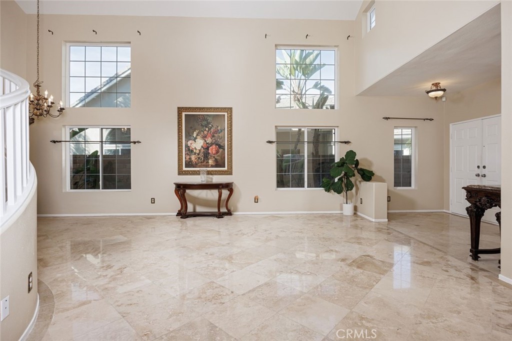 MLS #OC25258202 image #7