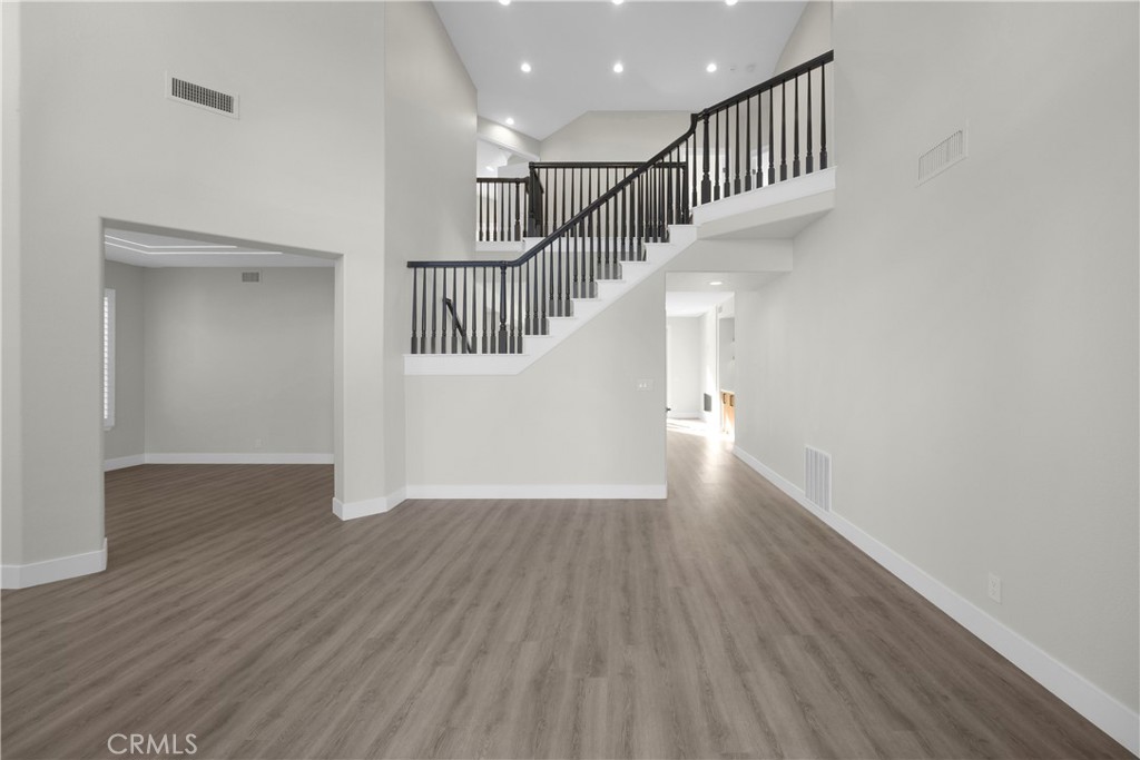 MLS #OC25258217 image #21