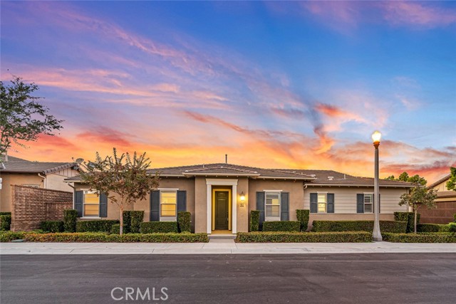 MLS #OC25258232 image #1