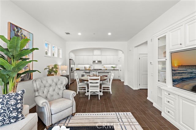 MLS #OC25258232 image #27