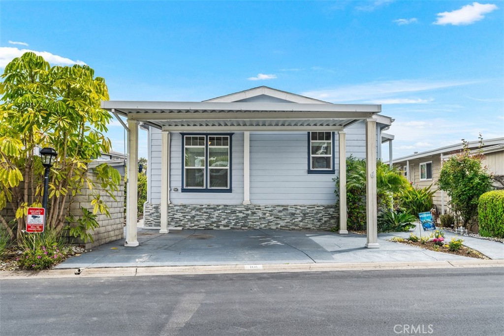 MLS #OC25258233 image #32