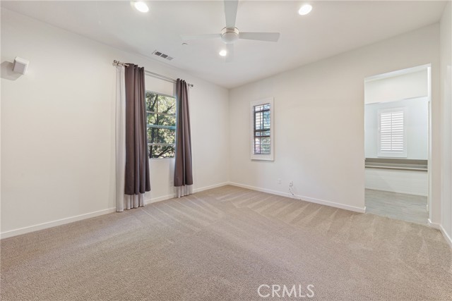 MLS #OC25258294 image #9