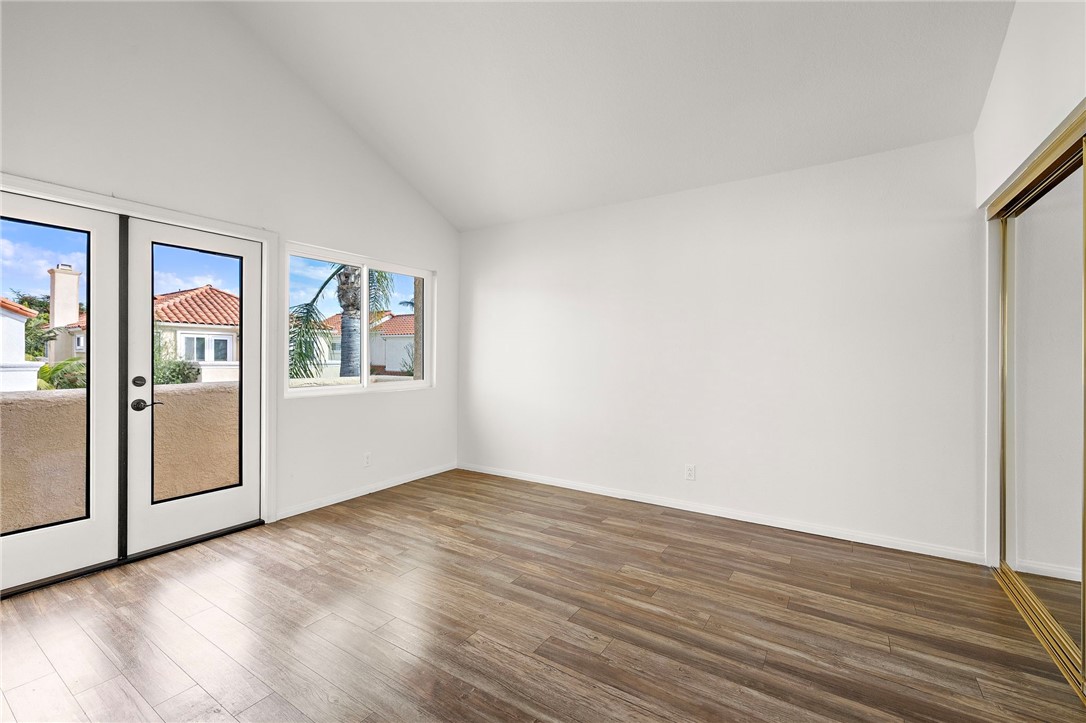 MLS #OC25258401 image #11