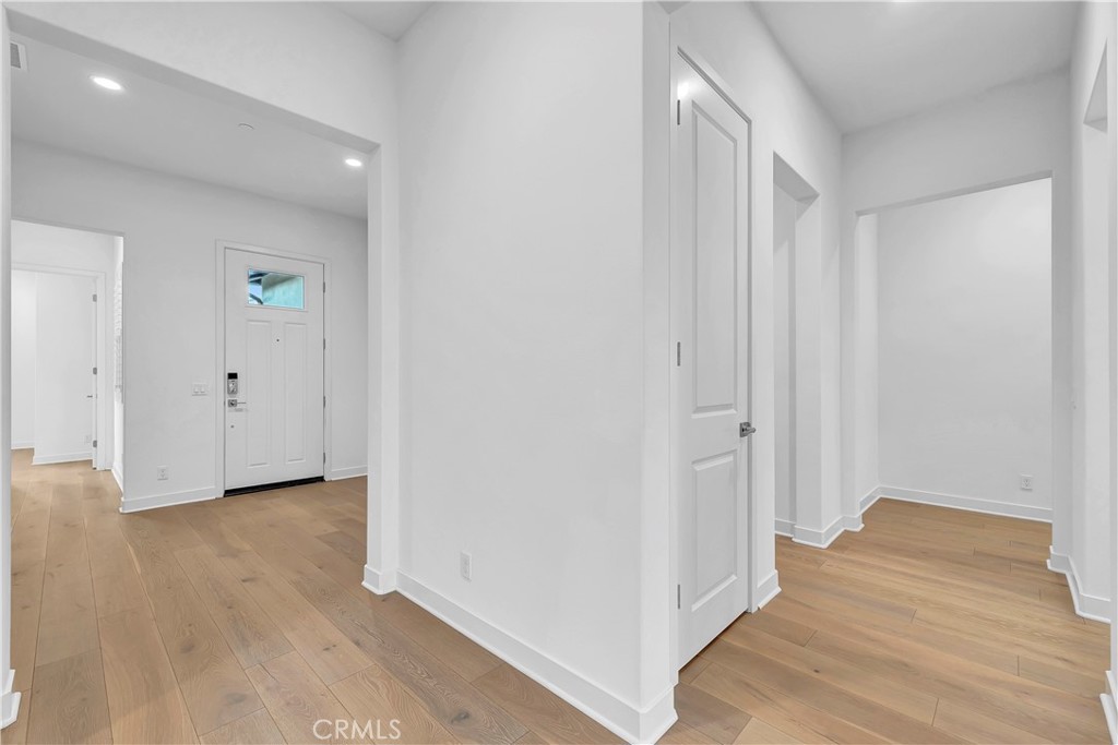 MLS #OC25258424 image #25