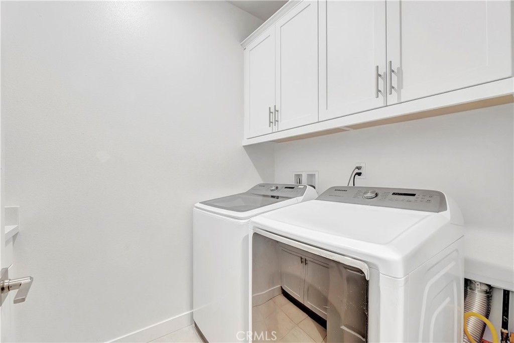 MLS #OC25258424 image #35