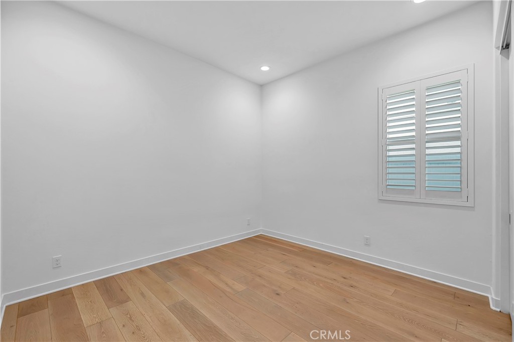 MLS #OC25258424 image #42