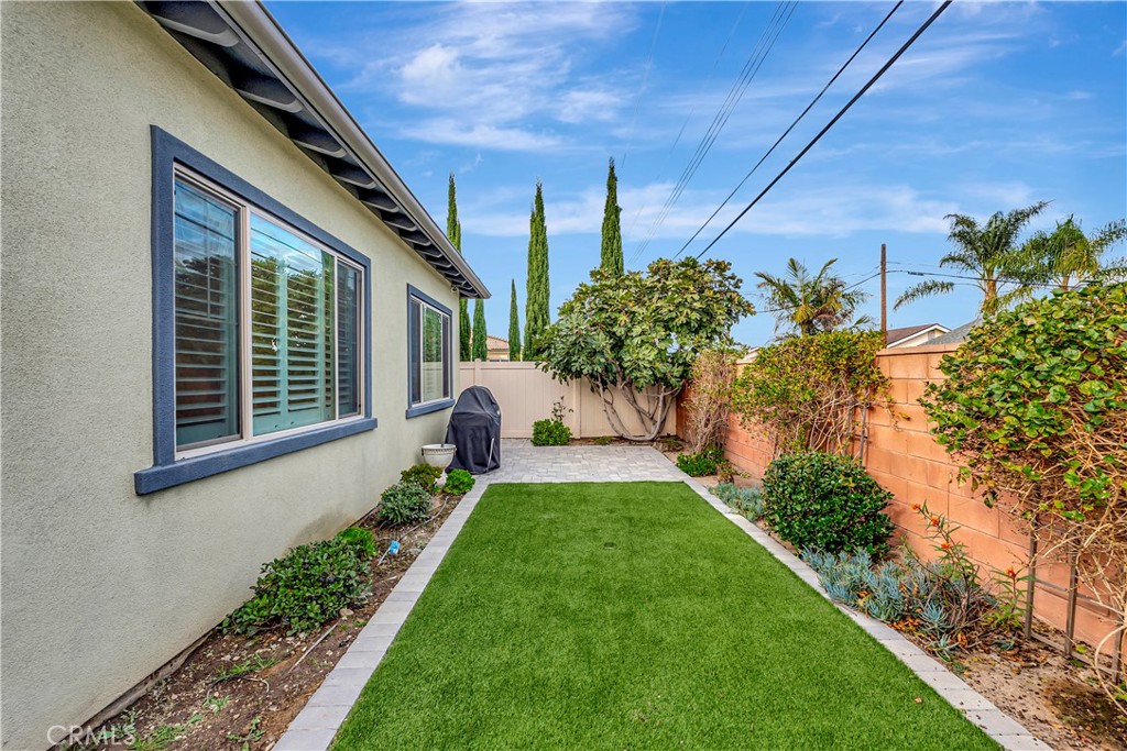 MLS #OC25258424 image #51