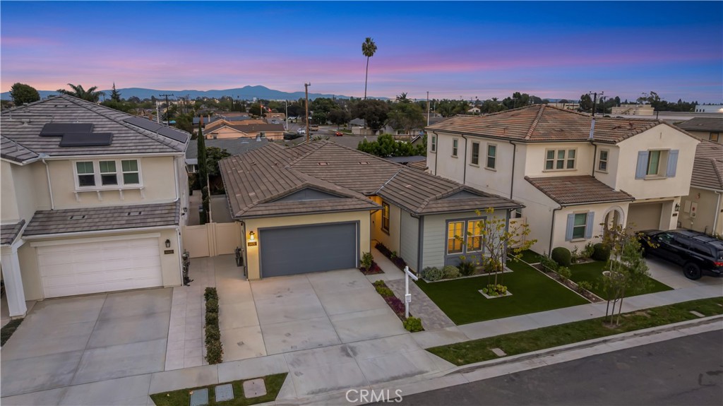 MLS #OC25258424 image #56