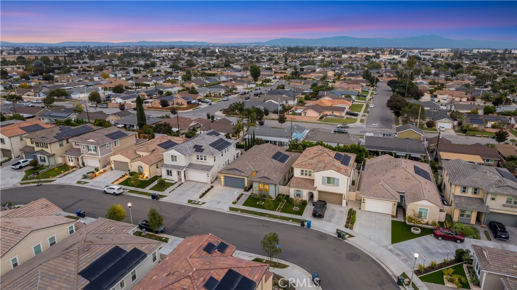 MLS #OC25258424 image #60