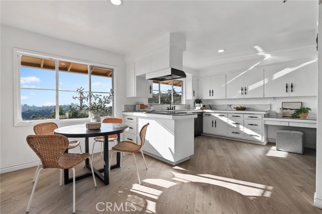 MLS #OC25258466 image #11