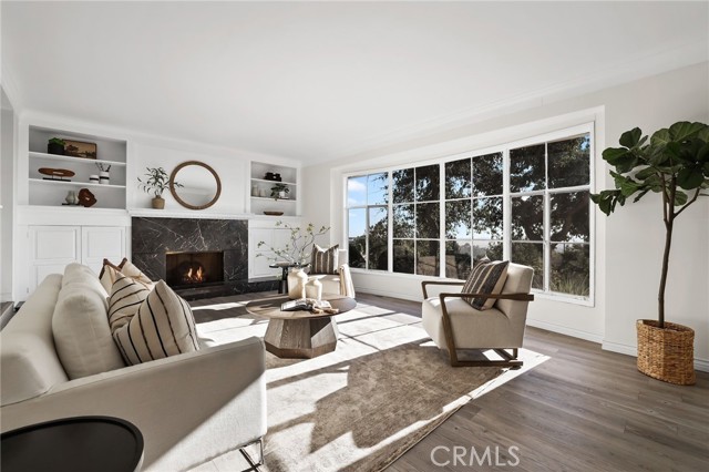 MLS #OC25258466 image #2