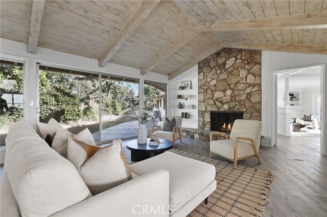 MLS #OC25258466 image #6